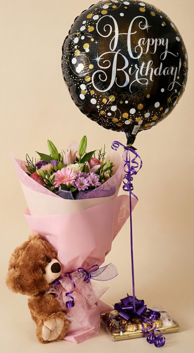 flower and teddy bouquet Hug me