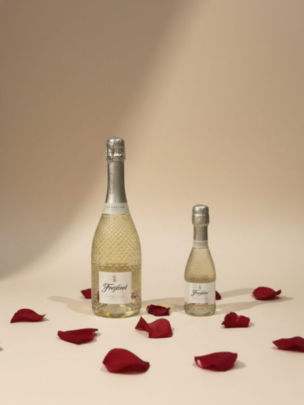Prosecco gift bottle perfect for celebrations with delivery on the Gold Coast