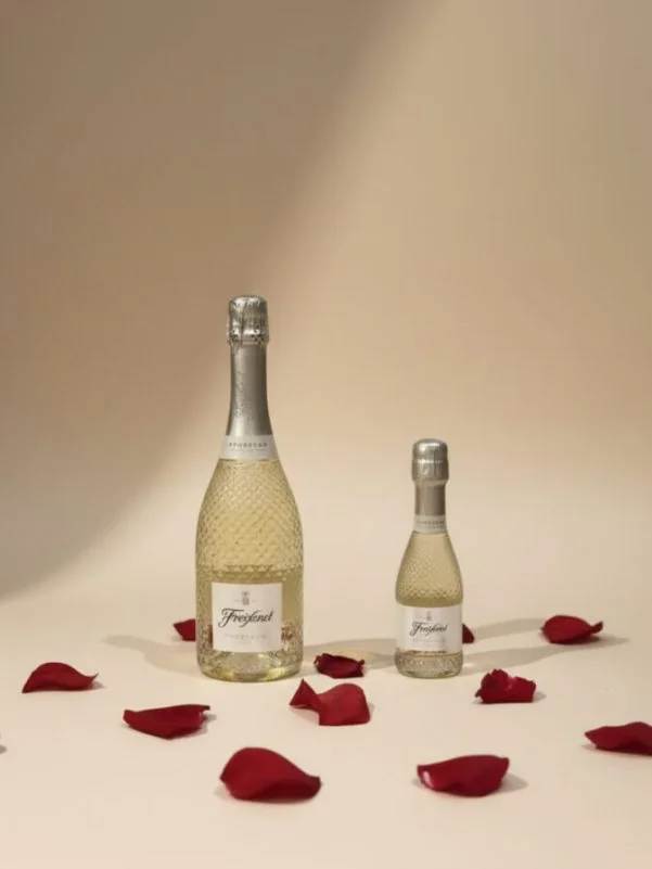 Prosecco gift bottle perfect for celebrations with delivery on the Gold Coast