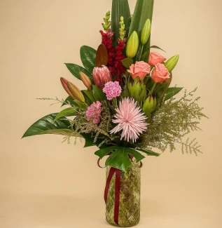 Native proteas and rose bouquet Gold Coast mixed flowers arrangement